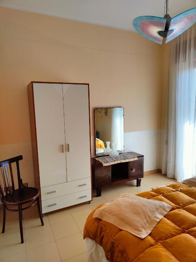 Appartamento In Villa Virginia Fino A 10 Ospiti Mondragone Exterior foto
