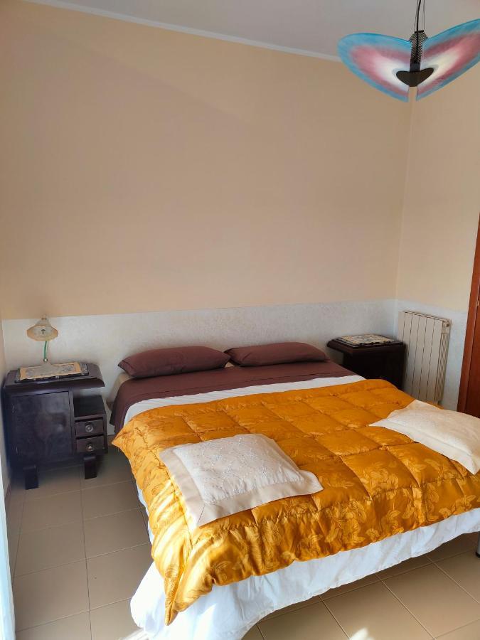 Appartamento In Villa Virginia Fino A 10 Ospiti Mondragone Exterior foto