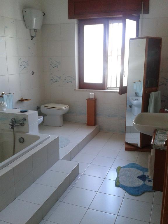 Appartamento In Villa Virginia Fino A 10 Ospiti Mondragone Exterior foto